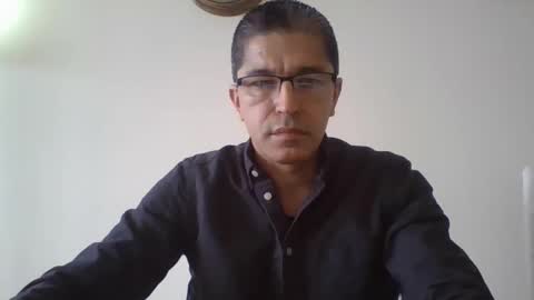 juanearth1 online show from March 5, 2026, 3:19 pm