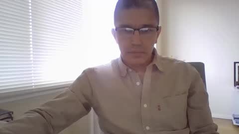 juanearth1 online show from March 13, 2026, 9:43 pm