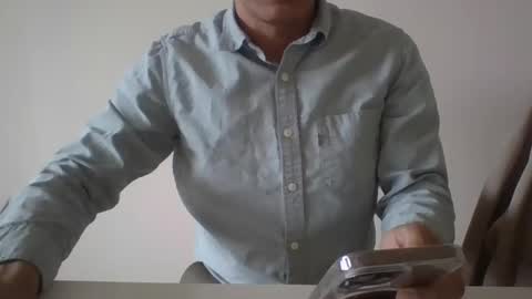 juanearth1 online show from April 22, 2026, 9:38 pm