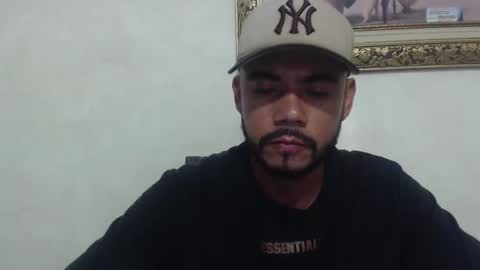 Snapshot of juanfe_style chatting on May 1, 2026, 9:41 pm juanfe_style online show from May 1, 2026, 9:41 pm