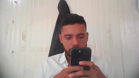 Snapshot of juanfe_style chatting on May 5, 2026, 4:15 pm juanfe_style online show from May 5, 2026, 4:15 pm