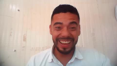 Snapshot of juanfe_style chatting on May 22, 2026, 7:08 pm juanfe_style online show from May 22, 2026, 7:08 pm