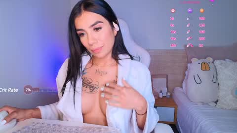 Juanitafoxx online show from January 14, 2025, 9:51 pm
