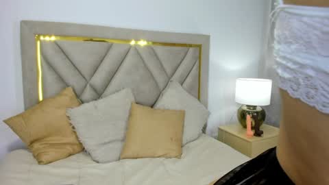 juanita_owens online show from December 10, 2024, 9:54 pm