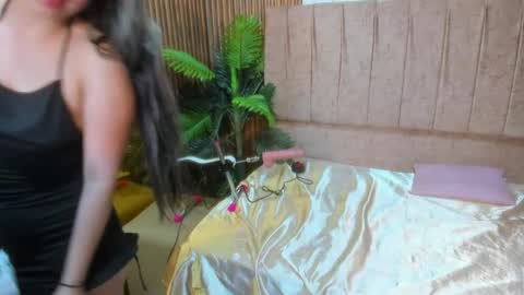 Snapshot of juanita_tay chatting on April 27, 2026, 11:41 am JUANITA online show from April 27, 2026, 11:41 am