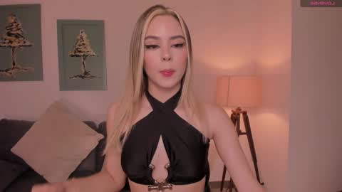 Juanita Clay online show from January 4, 2025, 11:22 am