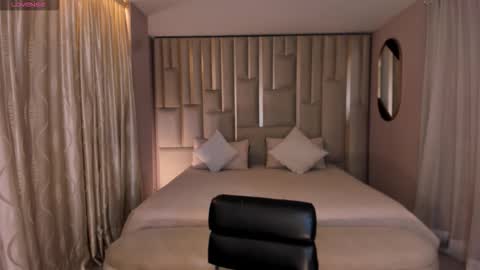 Juanita Clay online show from September 19, 2025, 12:17 pm