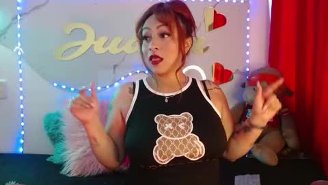 Juanita online show from December 2, 2025, 11:48 am