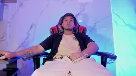 JUAN  online show from March 28, 2026, 3:22 pm