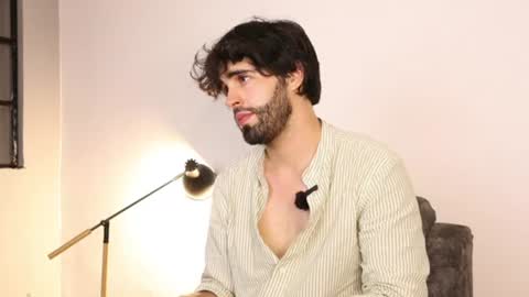 juanmilano online show from July 9, 2026, 1:20 am