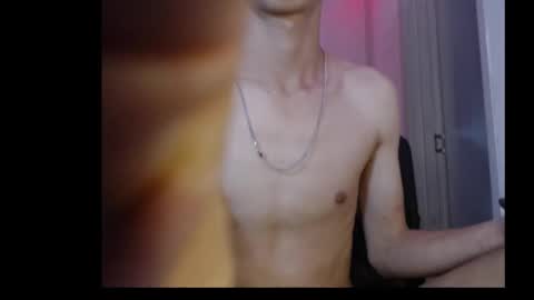 juanmres online show from October 26, 2025, 1:11 am