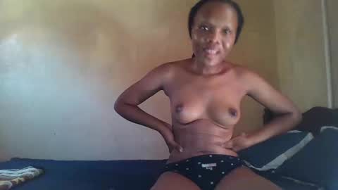 juice_petite3 online show from December 29, 2024, 12:23 pm