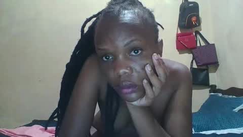 juice_petite3 online show from February 14, 2025, 10:14 pm