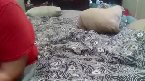 Juiceepawwg420 online show from May 15, 2026, 4:14 pm