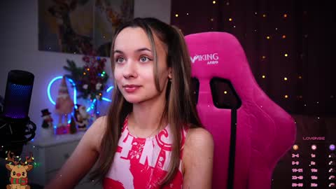 Snapshot of juicy___angel chatting on January 24, 2025, 6:25 pm Angelina online show from January 24, 2025, 6:25 pm
