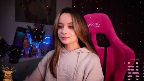 Snapshot of juicy___angel chatting on January 25, 2025, 6:57 pm Angelina online show from January 25, 2025, 6:57 pm