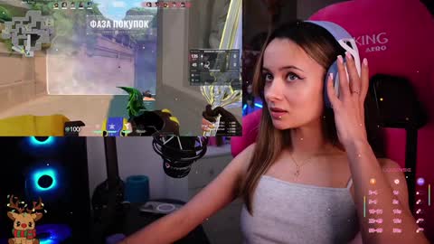 Snapshot of juicy___angel chatting on January 29, 2025, 11:14 pm Angelina online show from January 29, 2025, 11:14 pm
