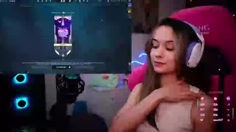 Snapshot of juicy___angel chatting on February 15, 2025, 9:26 pm Angelina online show from February 15, 2025, 9:26 pm