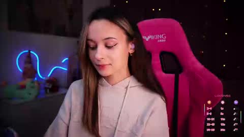 Snapshot of juicy___angel chatting on February 22, 2025, 9:26 pm Angelina online show from February 22, 2025, 9:26 pm