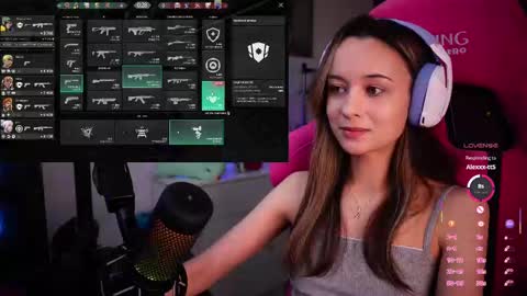 Snapshot of juicy___angel chatting on February 25, 2025, 8:30 pm Angelina online show from February 25, 2025, 8:30 pm