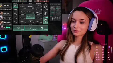 Snapshot of juicy___angel chatting on March 1, 2025, 11:37 pm Angelina online show from March 1, 2025, 11:37 pm