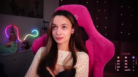 Snapshot of juicy___angel chatting on March 5, 2025, 8:00 pm Angelina online show from March 5, 2025, 8:00 pm