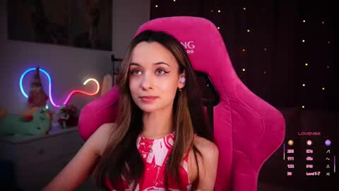 Snapshot of juicy___angel chatting on March 6, 2025, 8:59 pm Angelina online show from March 6, 2025, 8:59 pm