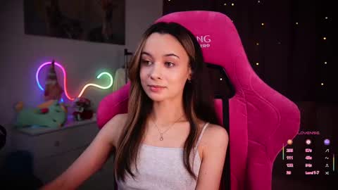 Snapshot of juicy___angel chatting on March 7, 2025, 8:11 pm Angelina online show from March 7, 2025, 8:11 pm