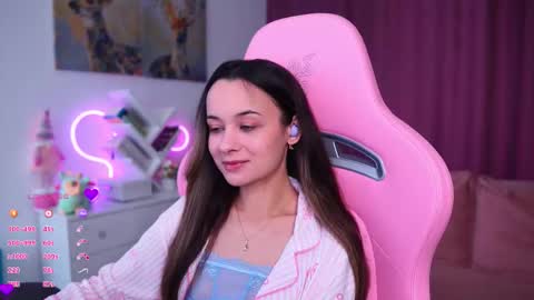 Snapshot of juicy___angel chatting on October 9, 2025, 9:51 am Angelina online show from October 9, 2025, 9:51 am