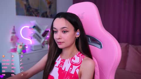 Snapshot of juicy___angel chatting on October 10, 2025, 11:09 am Angelina online show from October 10, 2025, 11:09 am