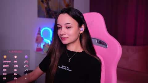 Angelina online show from April 19, 2026, 2:05 pm