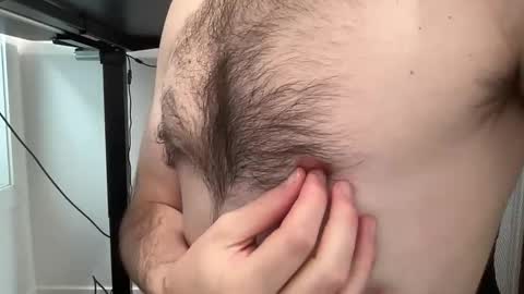 juicy boy21 online show from October 22, 2025, 1:11 pm