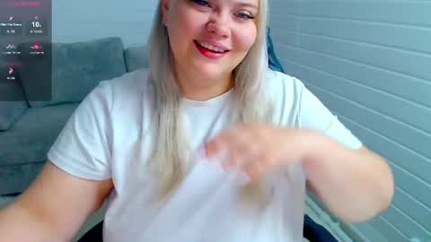 Snapshot of juicy_diana chatting on July 1, 2026, 7:32 am Diana For friends simple Di online show from July 1, 2026, 7:32 am