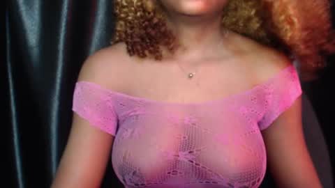 Wet Baddie online show from February 11, 2025, 4:13 pm