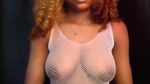 Wet Baddie online show from February 16, 2025, 5:04 pm