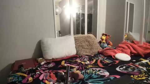 Ask online show from April 18, 2026, 2:26 am