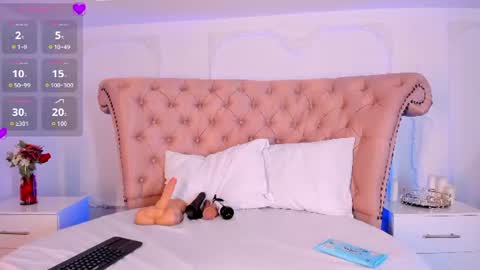 juicykendra online show from July 11, 2026, 12:52 pm