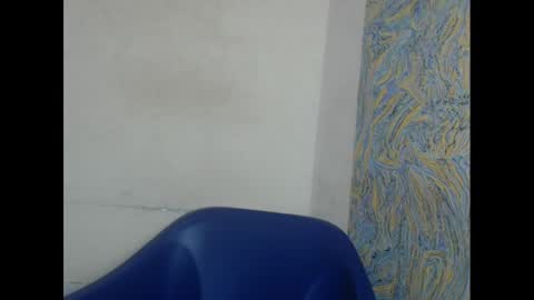 juicypiexx online show from February 17, 2025, 7:10 pm
