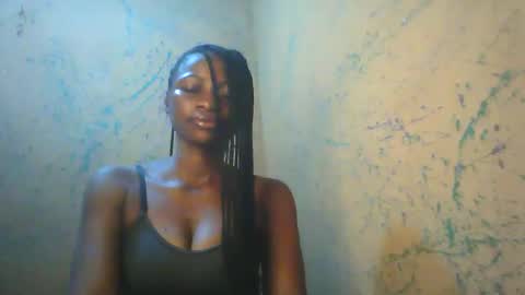juicypiexx online show from October 8, 2025, 3:42 pm