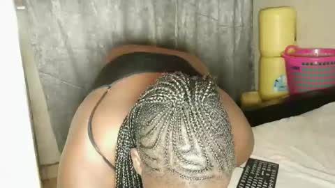 juicyslurrt online show from November 27, 2025, 5:09 am