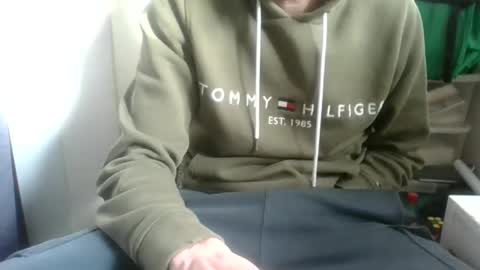 Snapshot of juju78juju chatting on November 4, 2025, 8:24 am juju78juju online show from November 4, 2025, 8:24 am