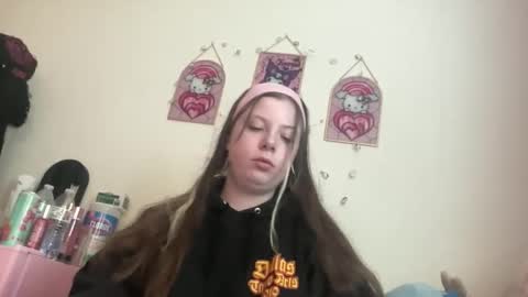jujusworld__ online show from May 25, 2026, 6:58 pm