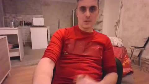 jul_lien online show from December 2, 2025, 11:00 pm