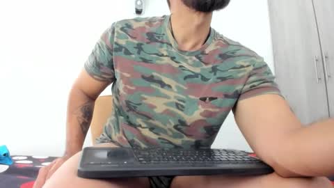 juleslake2 online show from January 11, 2026, 4:12 pm