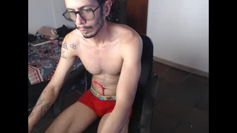 Snapshot of julfigo chatting on May 31, 2026, 6:09 pm Julfigo online show from May 31, 2026, 6:09 pm