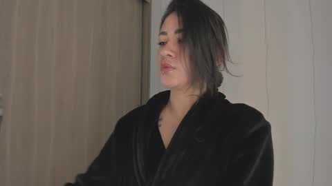 Juli Modelo Independiente online show from November 24, 2025, 10:59 am