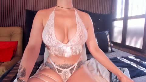 Snapshot of julia_dawson chatting on April 30, 2026, 9:30 pm Julia online show from April 30, 2026, 9:30 pm