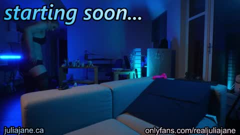 Julia Jane online show from February 5, 2026, 3:00 am