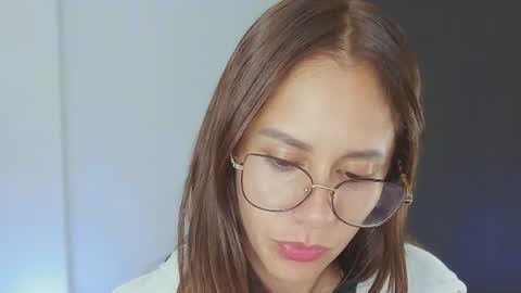 Julia Schedule 10 pm to 4  am GTM-5 online show from June 17, 2026, 9:27 pm