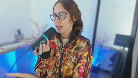 Julia Schedule 10 pm to 4  am GTM-5 online show from July 12, 2026, 4:53 pm
